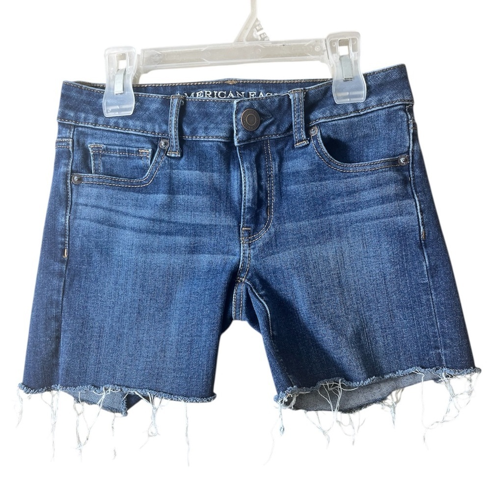 American Eagle Stretch Midi Denim Shorts Raw Hem Dark Wash Size 00‎  Summer